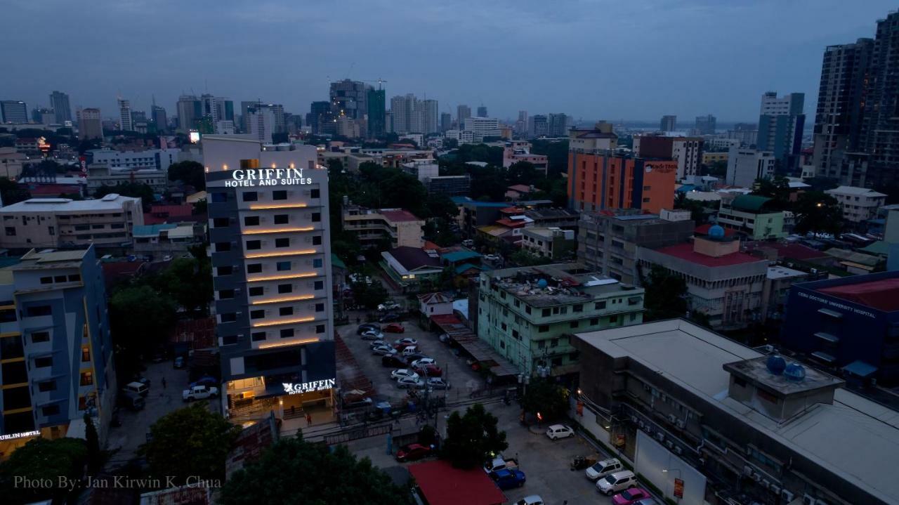 Griffin Hotel And Suites Cebu Exterior foto